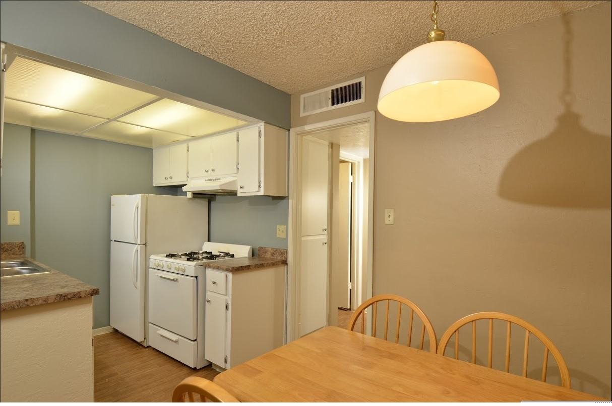 4RentWeekly - Phoenix Central - Photo 3 of 14