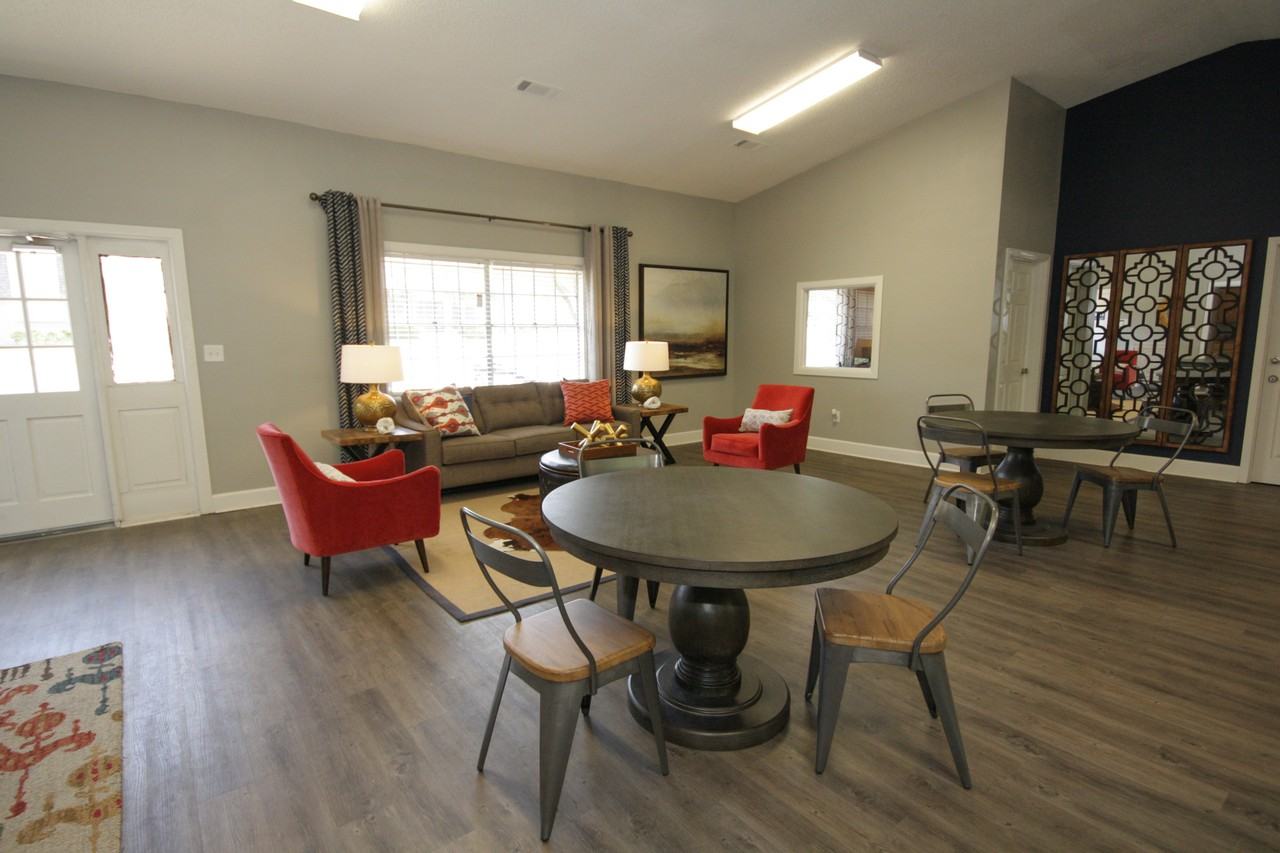 Lincoln Plaza at Lakeview Trails - Photo 3 of 21