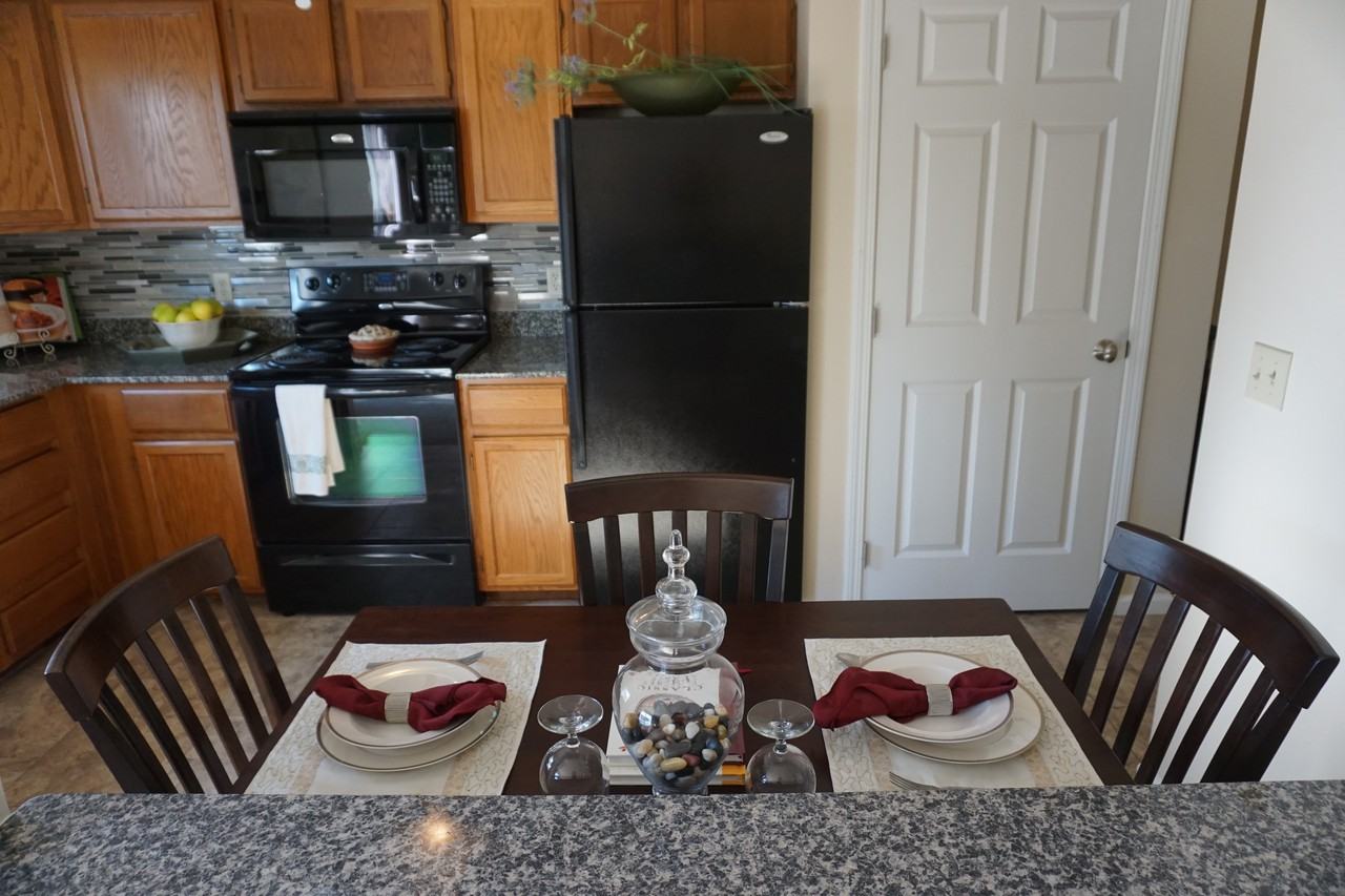 Berkshire of Burnsville Townhomes - Photo 2 of 28