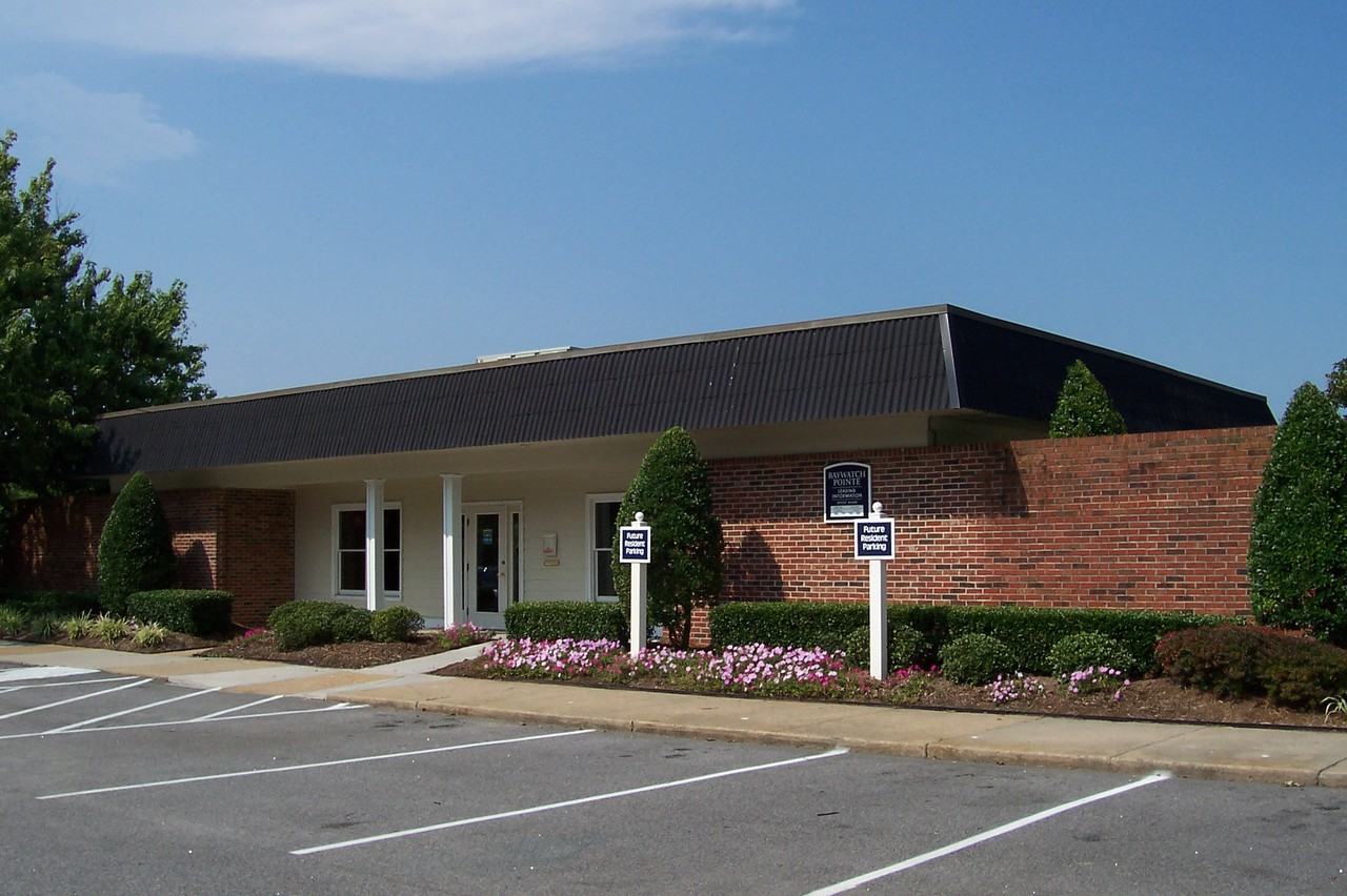 Baywatch Pointe Apartments - Photo 3 of 27