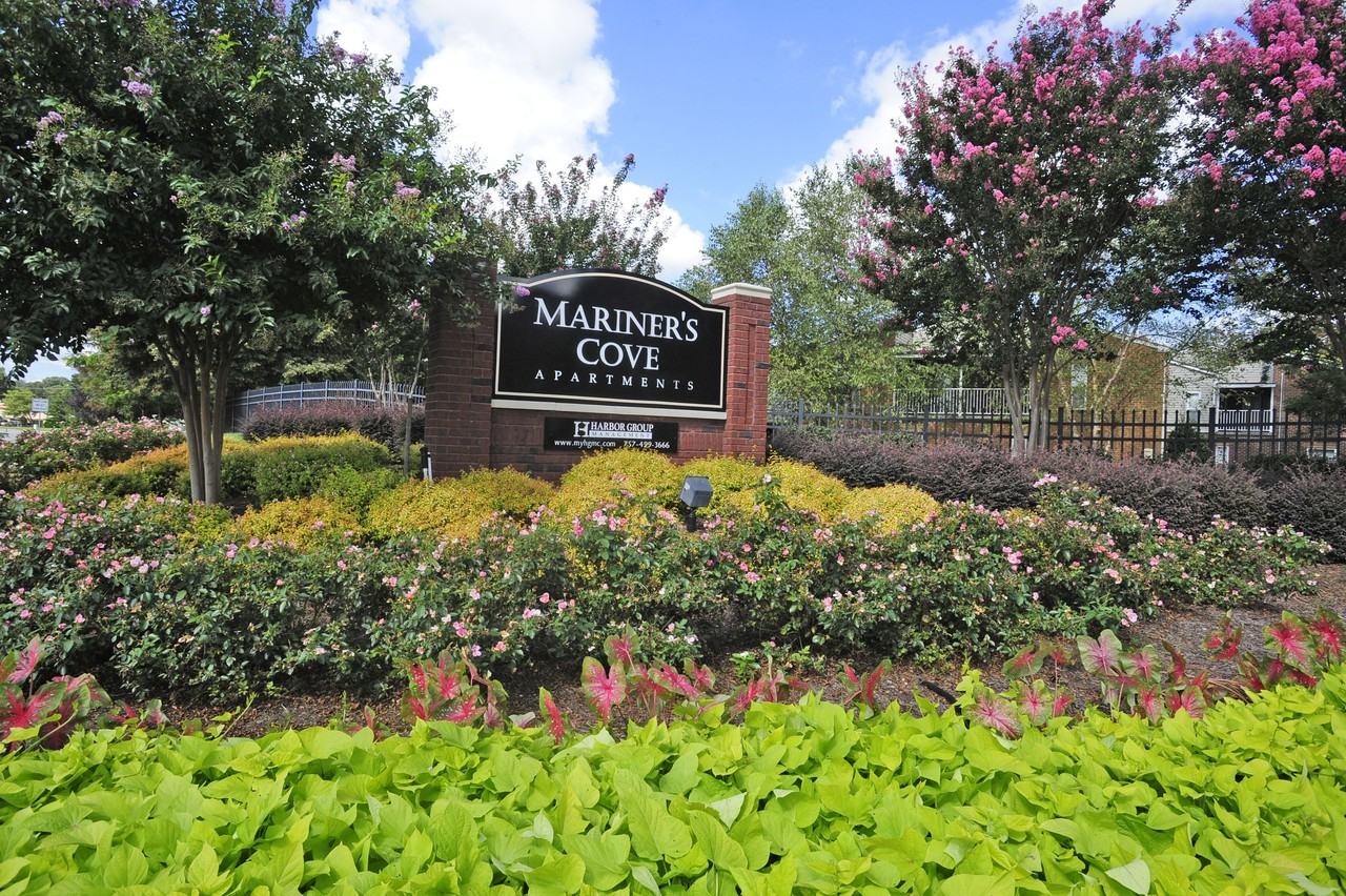 Mariners Cove Apartments and Townhomes - Photo 2 of 50