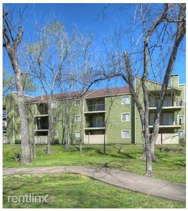 Royal Phoenician - Photo 3 of 13