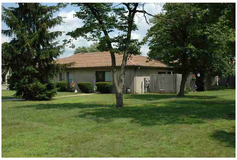 Nye Park Apartments - Photo 2 of 13