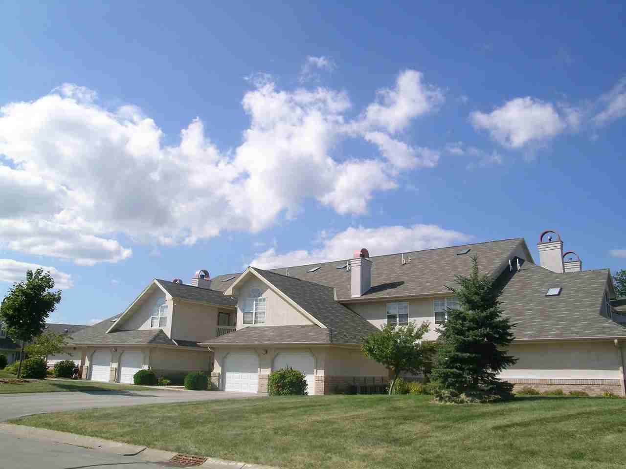 Springbrook Cercle - Photo 3 of 27