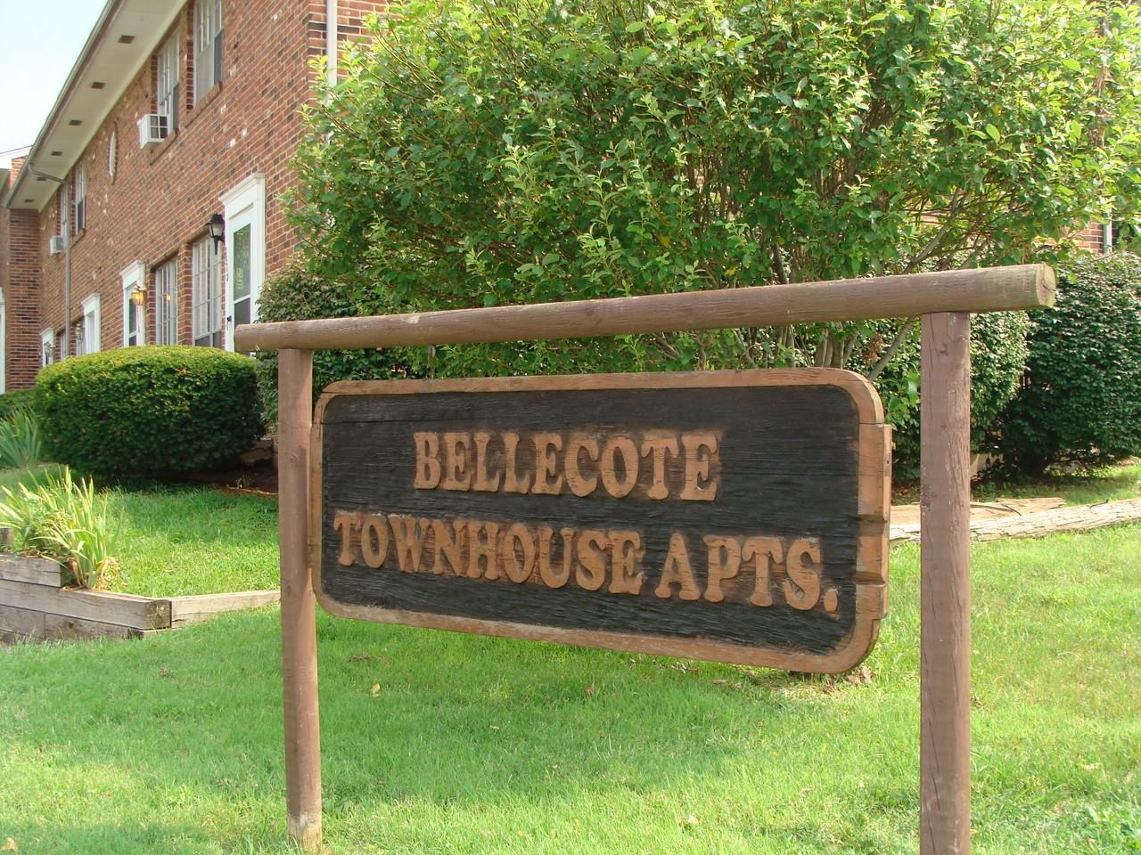 Bellecote Townhouse Apartments 10275 Canter Way, Overland, MO 63114 Apartment for Rent