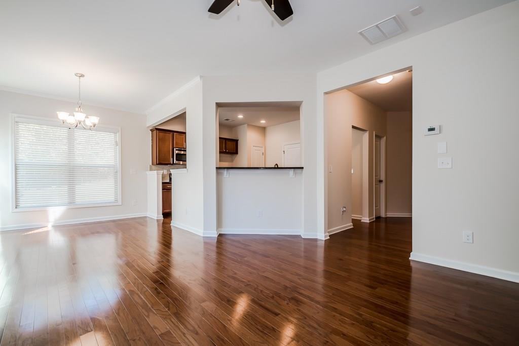 13448 Gardiner Ln - Photo 3 of 36