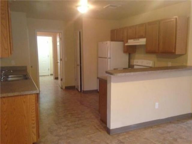 2004 NW 27th St - Photo 3 of 6