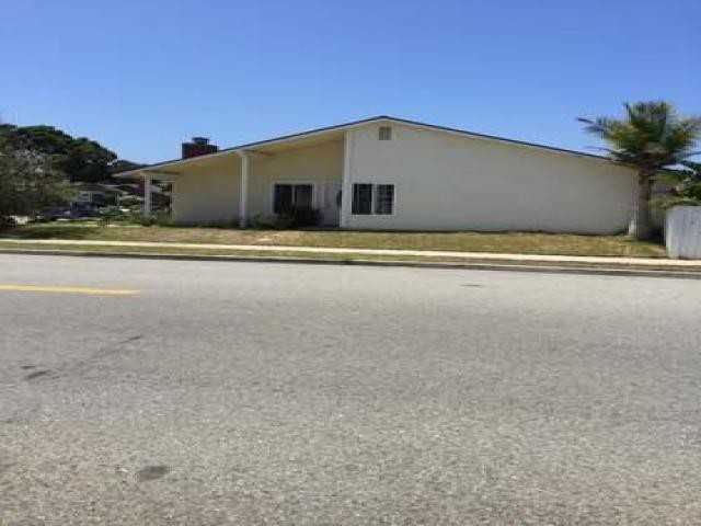 1320 S Victoria Ave - Photo 2 of 6