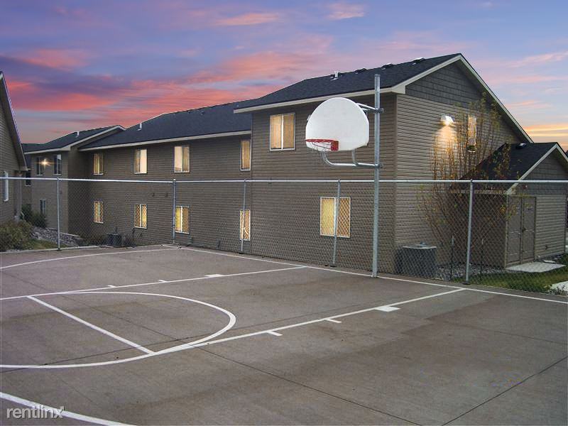 Thunder Rock Apartments - Photo 3 of 19