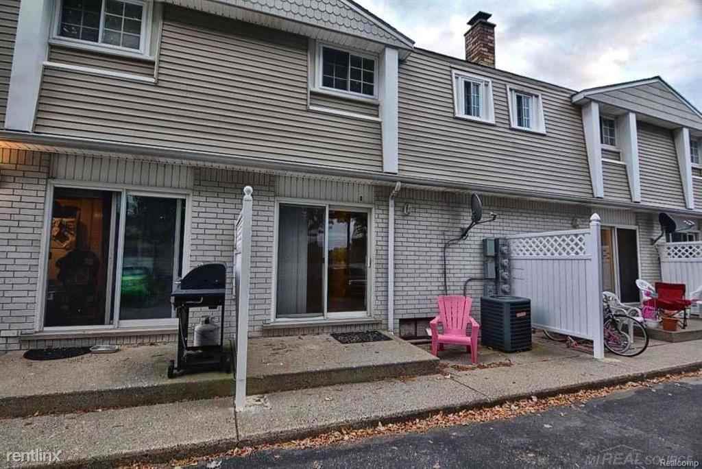 67970 Van Dyke #11 - Photo 2 of 6