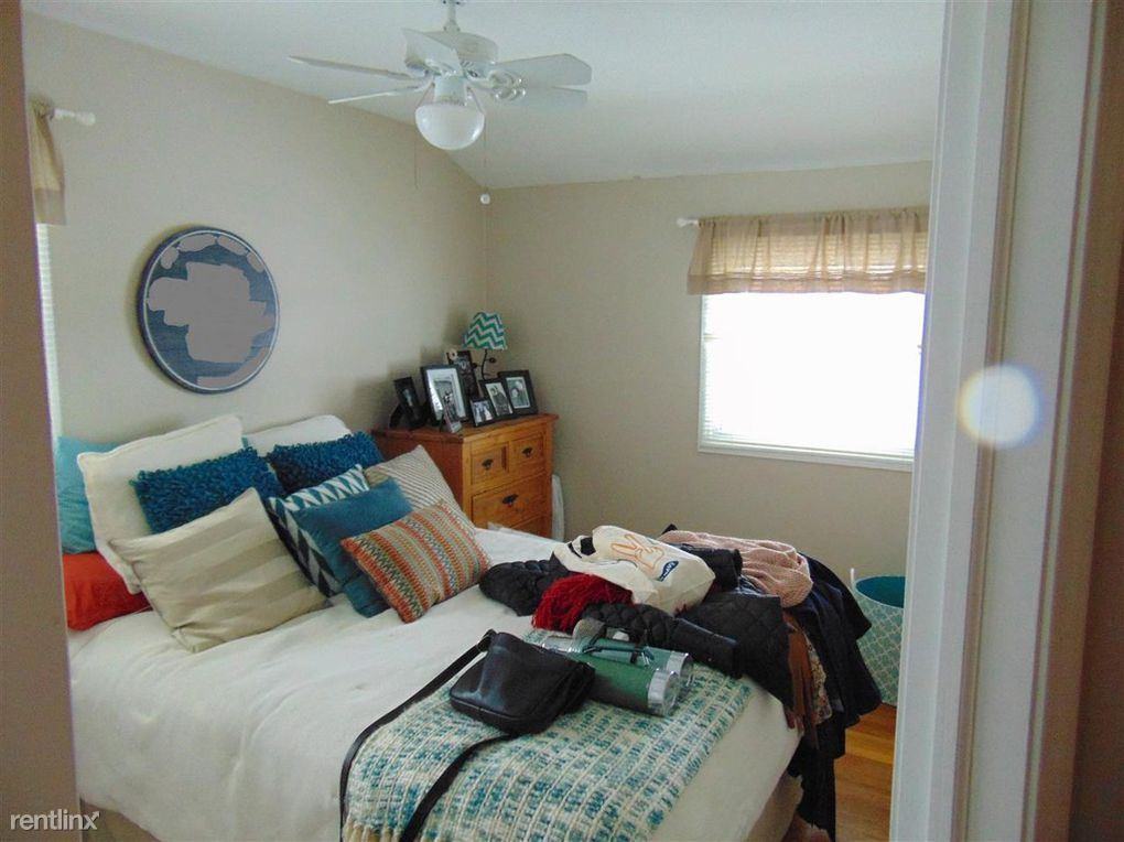 29564 Tamarack Dr - Photo 2 of 8