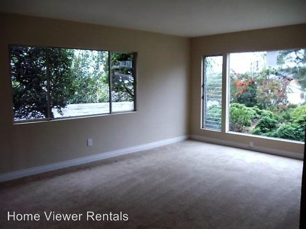 5441 Fontaine St - Photo 3 of 29