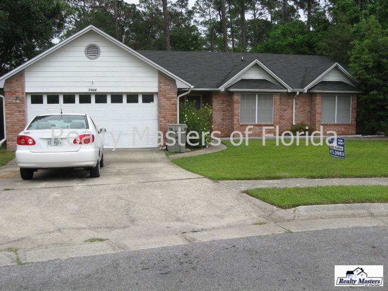 2004 Coral St - Photo 2 of 27