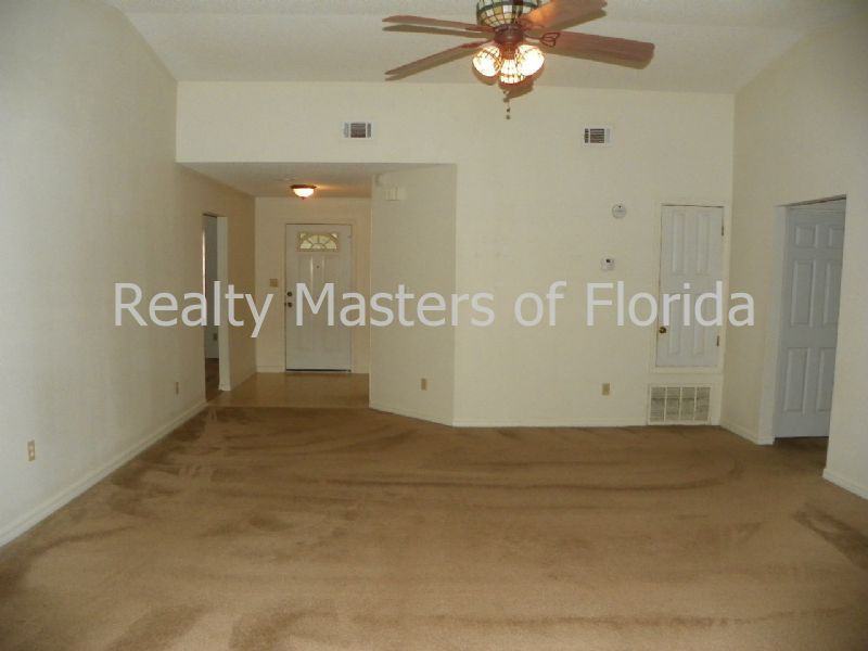 2004 Coral St - Photo 3 of 27