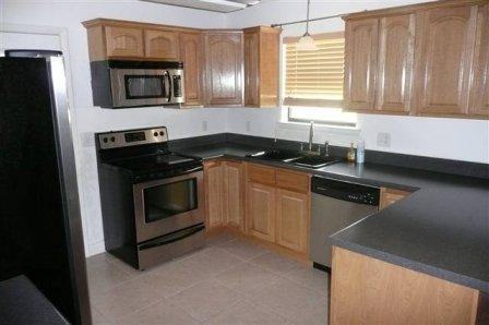 118 Leigh St - Photo 2 of 10