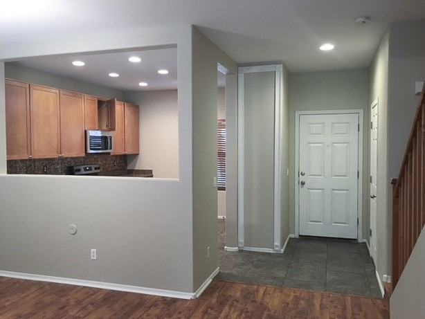 17421 N 185th Dr - Photo 2 of 18