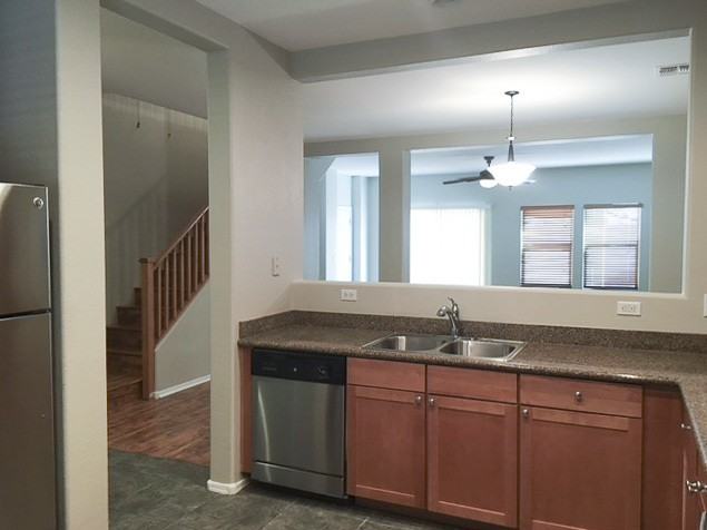 17421 N 185th Dr - Photo 3 of 18