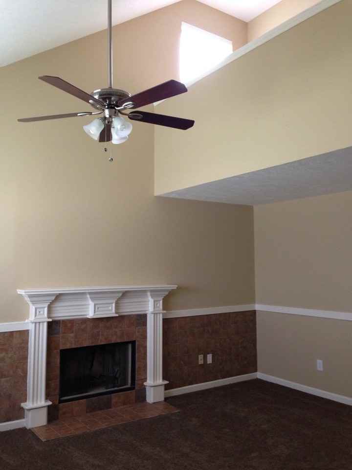 1825 Lakewood Village Dr - Photo 2 of 7