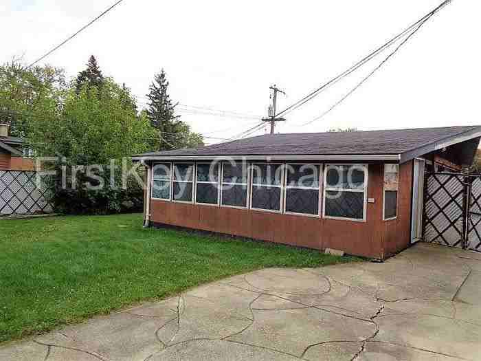 12649 Parkside Ave - Photo 3 of 22