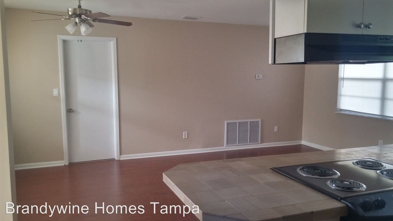 318 Terrace Dr - Photo 3 of 4