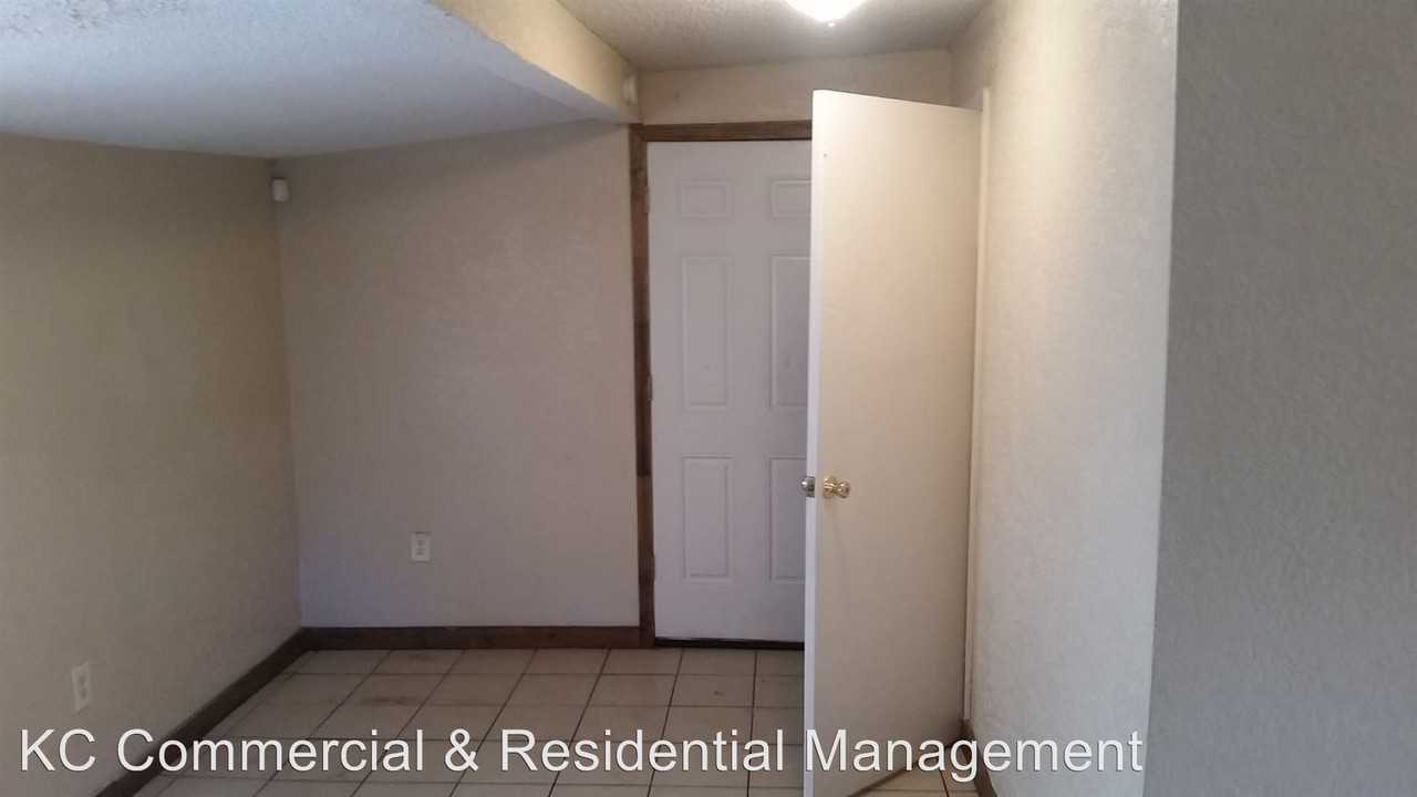 2211 Amie St - Photo 2 of 12