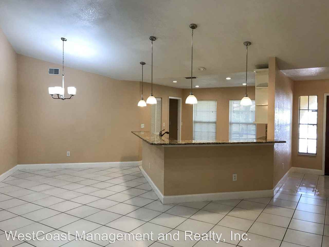 15215 Alexis Dr - Photo 3 of 26