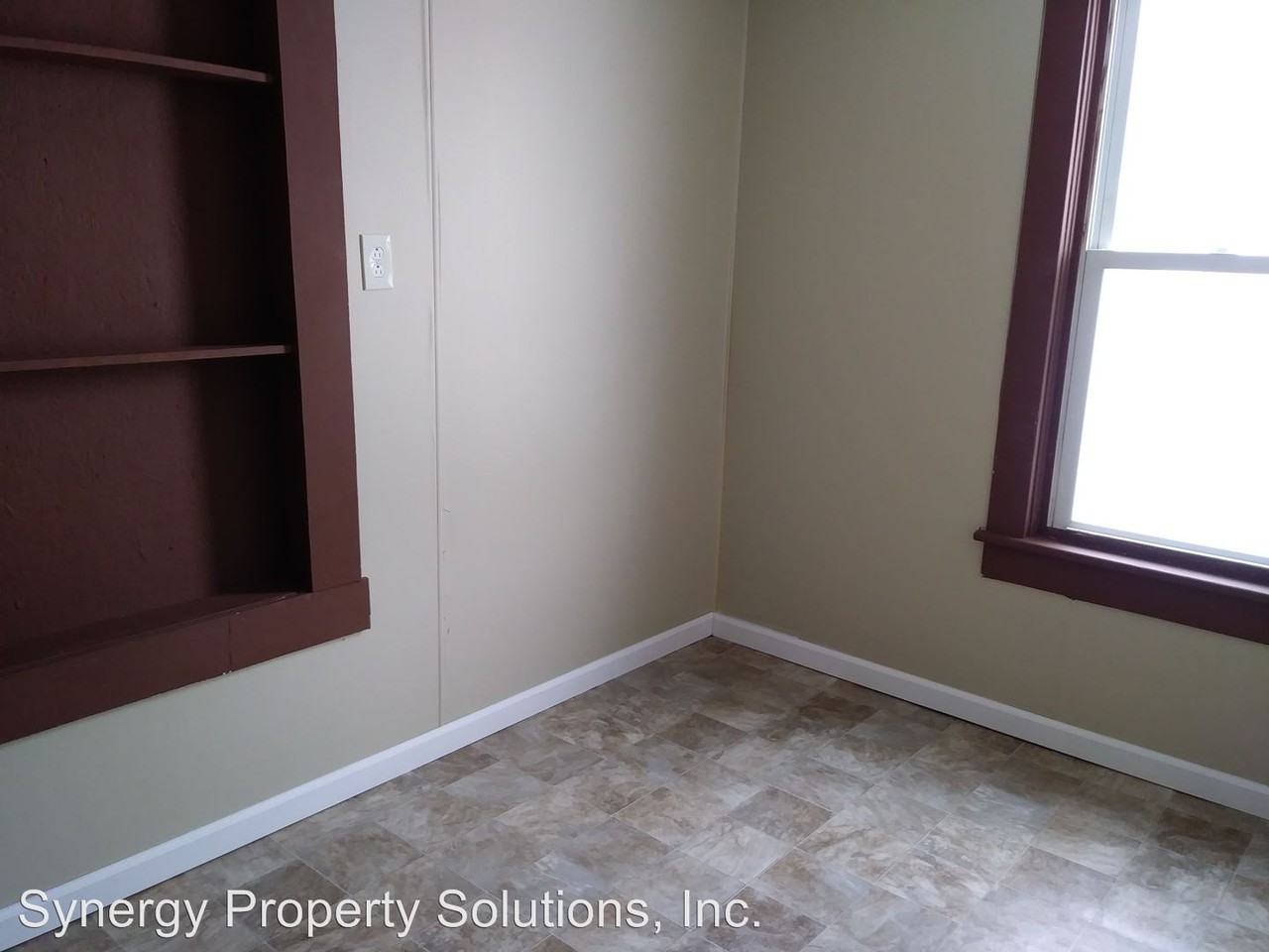 67 E Smiley Ave - Photo 2 of 11