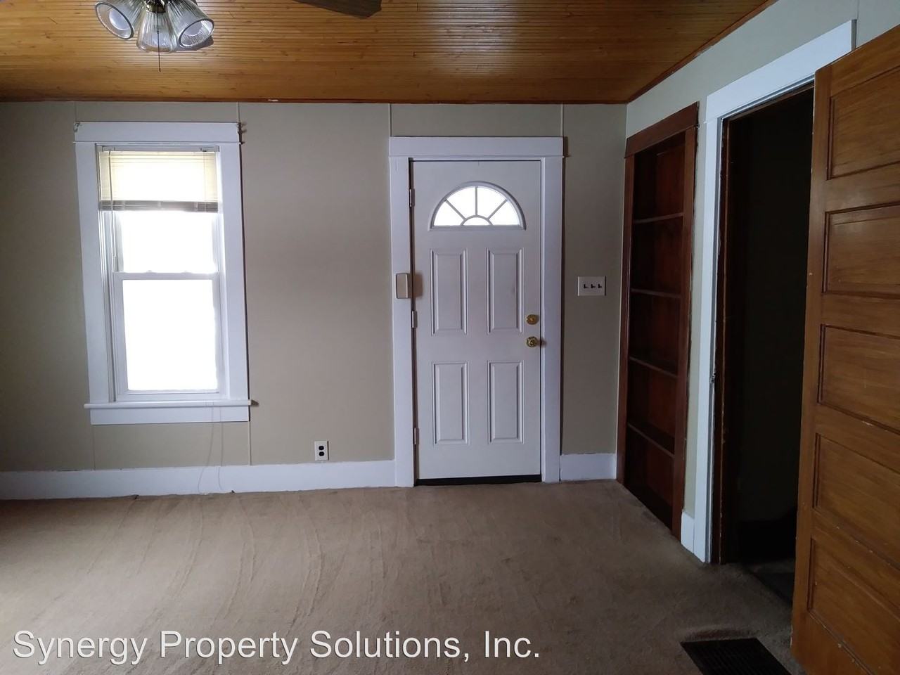 67 E Smiley Ave - Photo 3 of 11