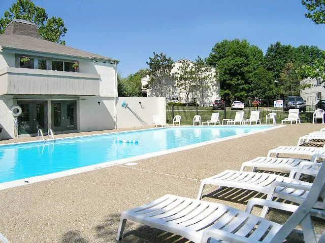 Waterford West - Photo 2 of 8