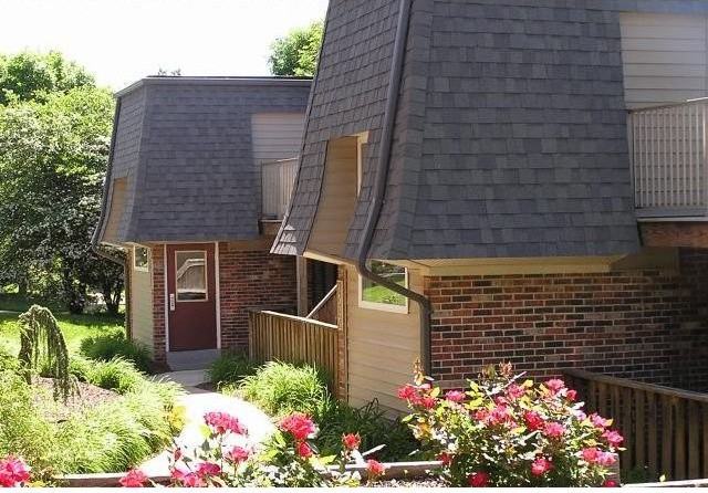 Bennington Heights Apartments - Photo 2 of 24