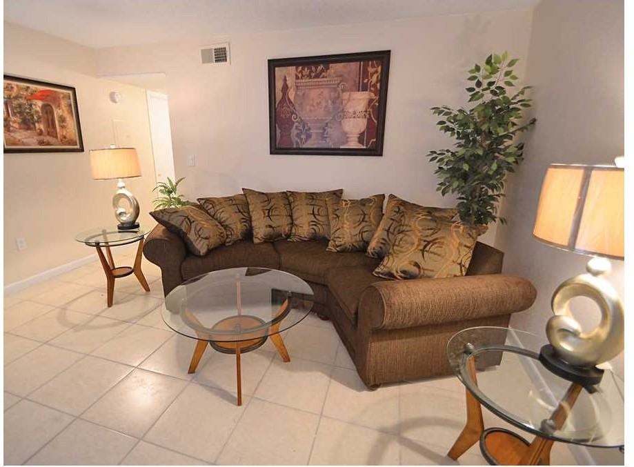 Avesta University Gardens - Photo 3 of 5