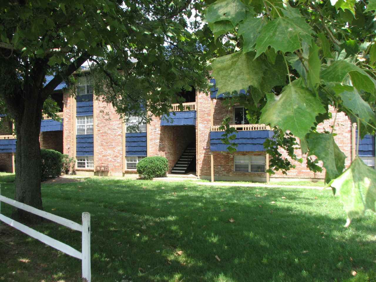 Pine Lake Apts Apartments 101 Pinehurst Dr, Florence, KY 41042 Zumper