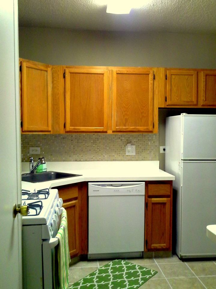 Maple Leaf Apartment Homes - Photo 3 of 14