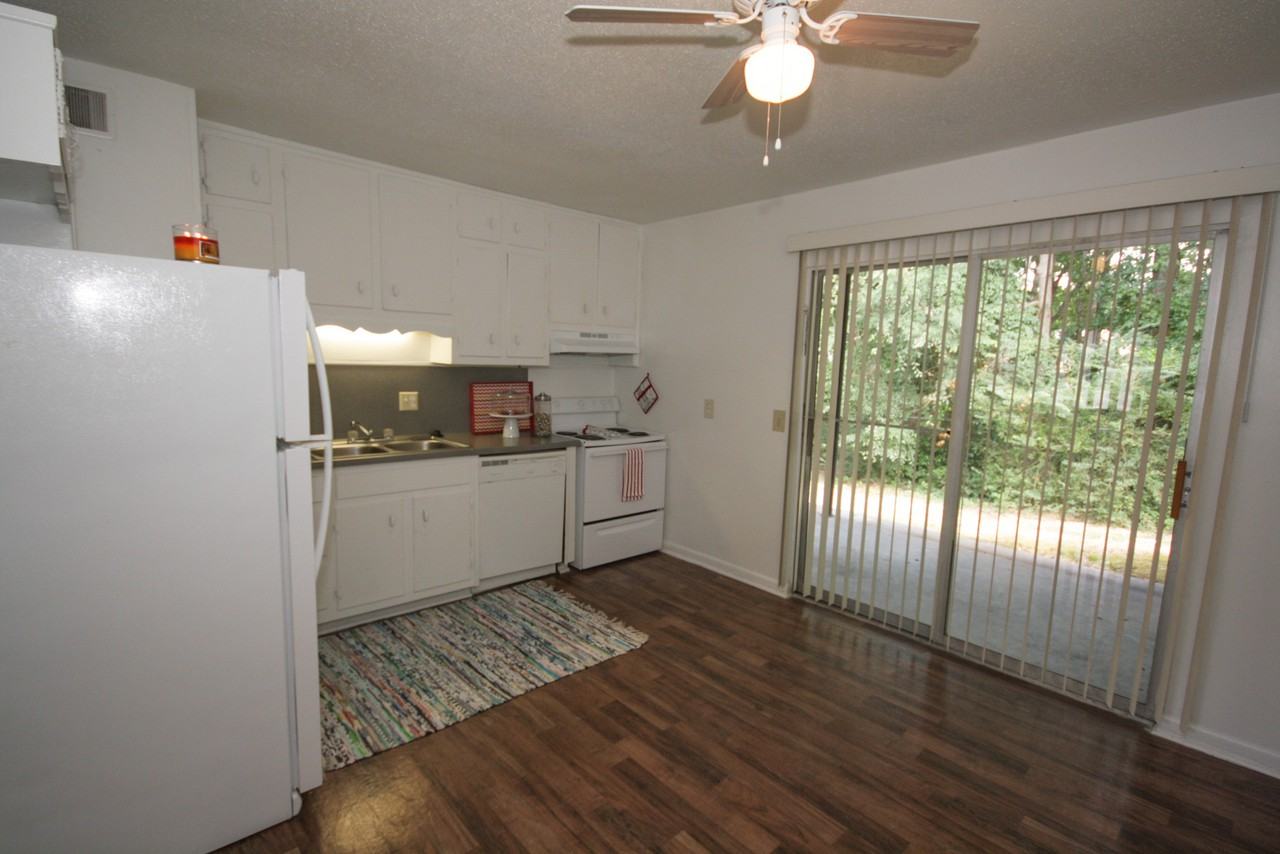 The Life at Arbor Creek - Photo 3 of 17