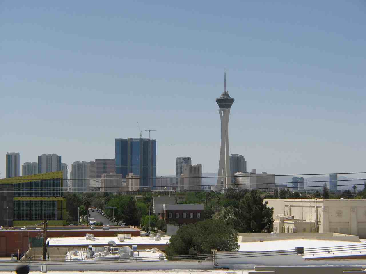 City Center Apartments - Photo 3 of 24