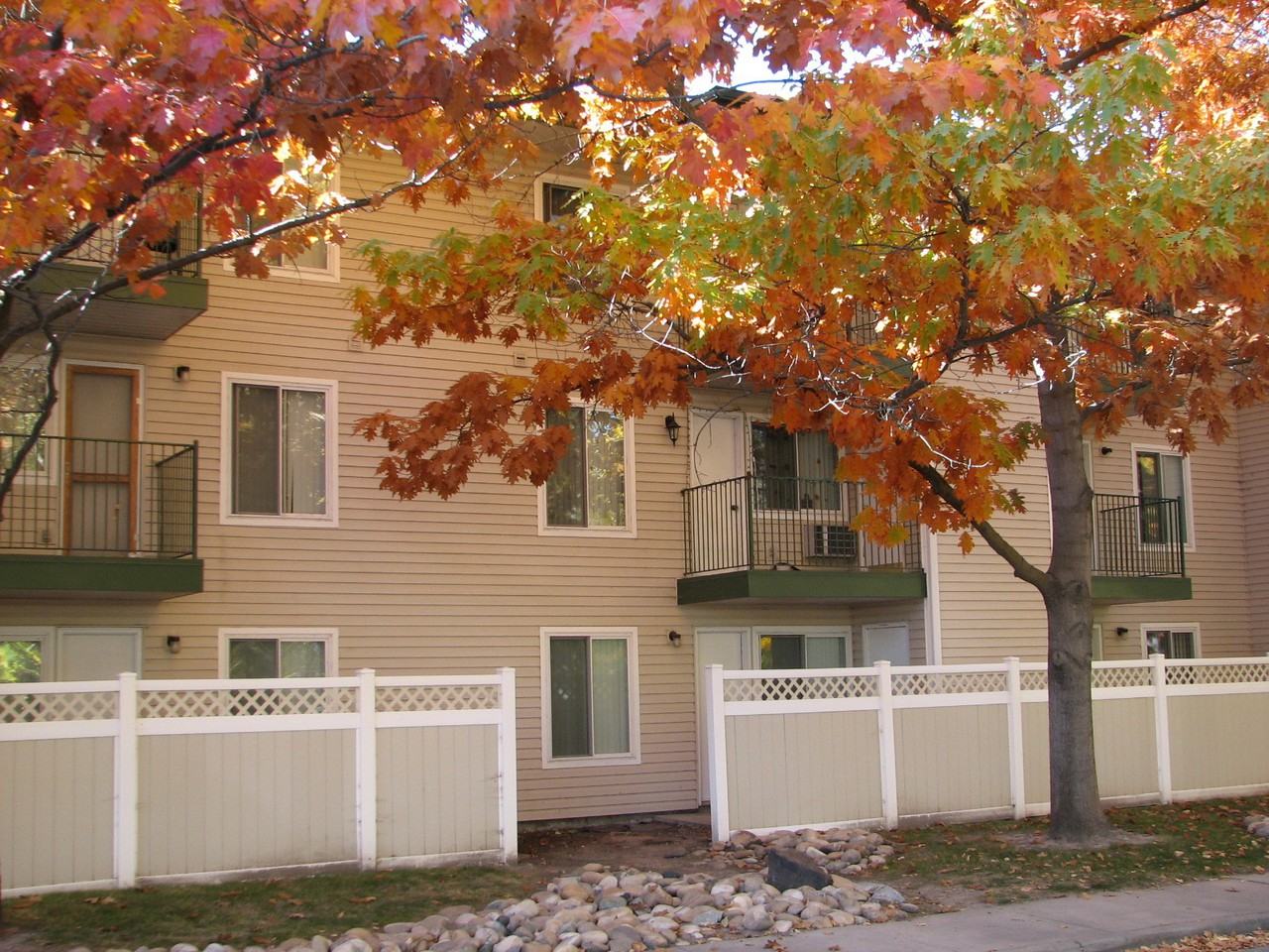 The Riverside Apartments 1001 S Leadville Ave, Boise City, ID 83706
