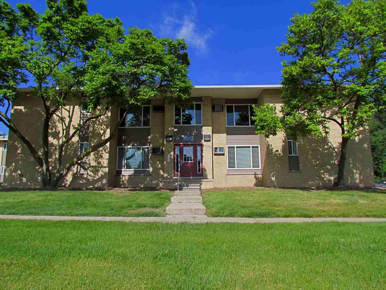 Wildwood Apartments 5995 N Wildwood St, Westland, MI 48185 Zumper