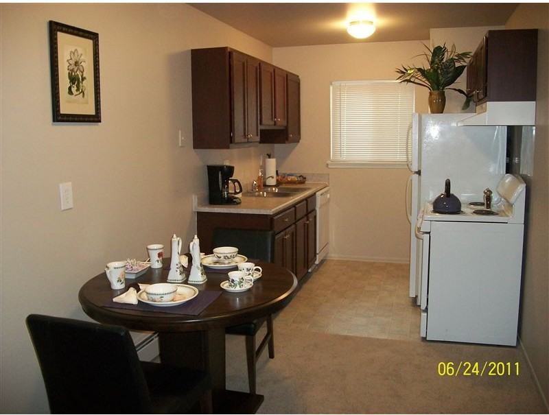 Wildwood Apartments 5995 N Wildwood St, Westland, MI 48185 Zumper