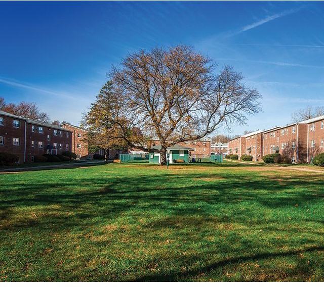 Grandview Gardens - Photo 2 of 12