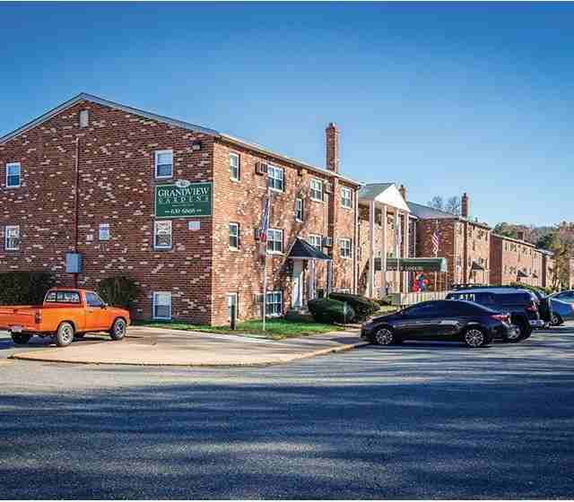 Grandview Gardens - Photo 3 of 12