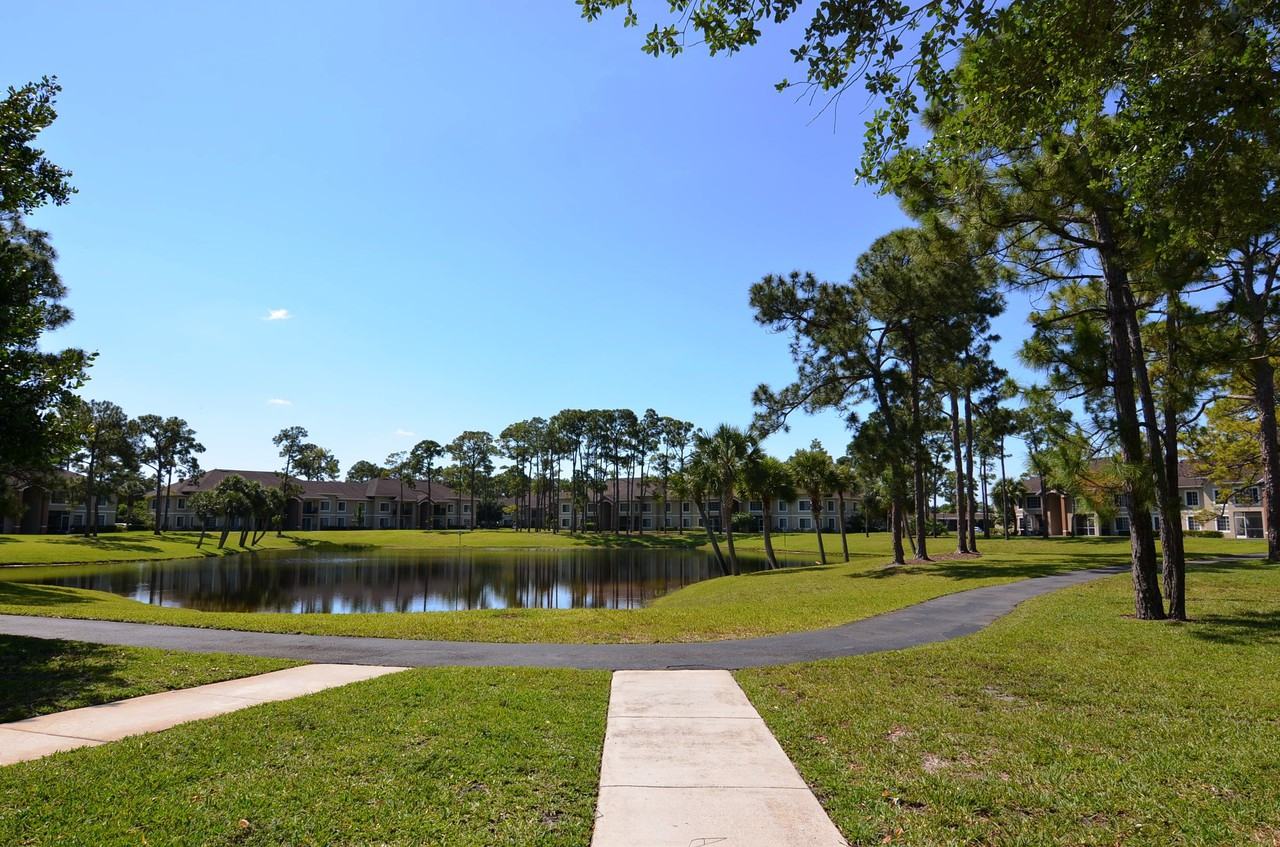 Chelsea Commons - Photo 3 of 33