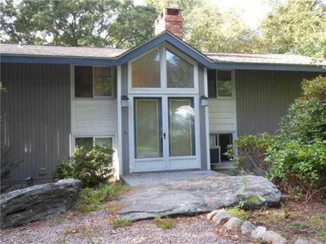 10 S Glenwoods Rd - Photo 2 of 6