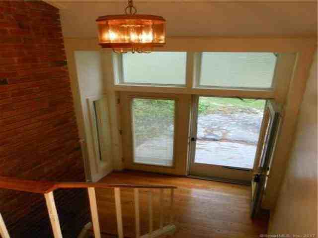 10 S Glenwoods Rd - Photo 3 of 6