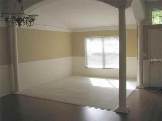 1645 Sand Hollow Ln - Photo 3 of 6