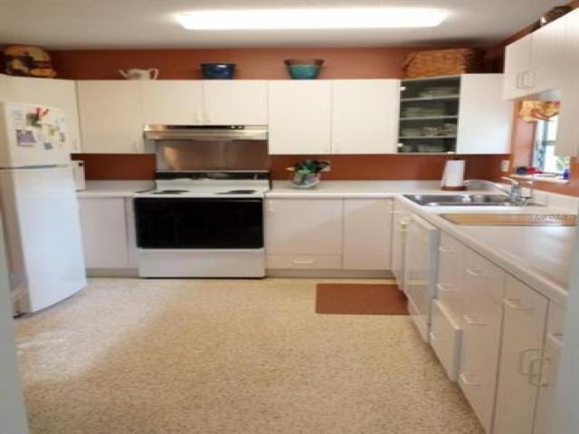 3707 118th St W - Photo 2 of 6