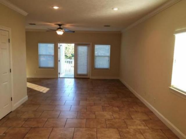 19930 Claude Cir - Photo 3 of 6