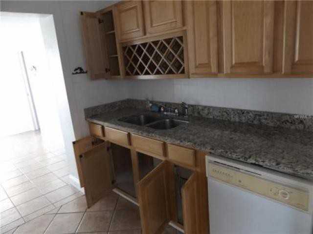 18511 Gulf Blvd - Photo 2 of 6