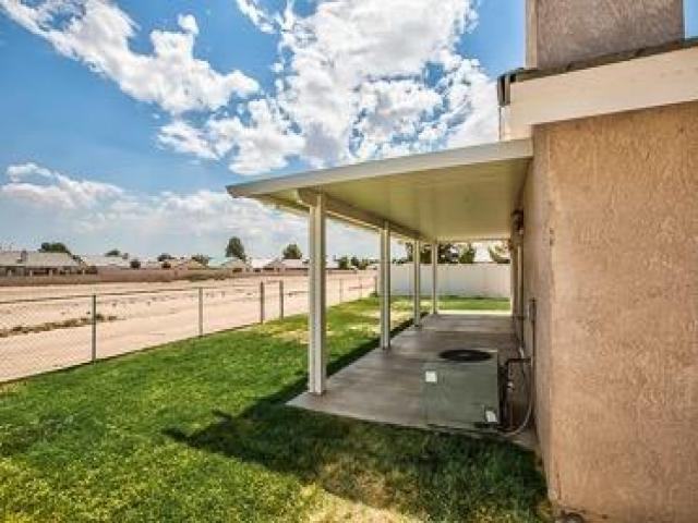 26877 Lakeview Dr - Photo 3 of 6