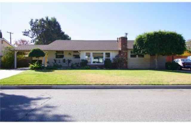 936 W Barbara Ave - Photo 2 of 6