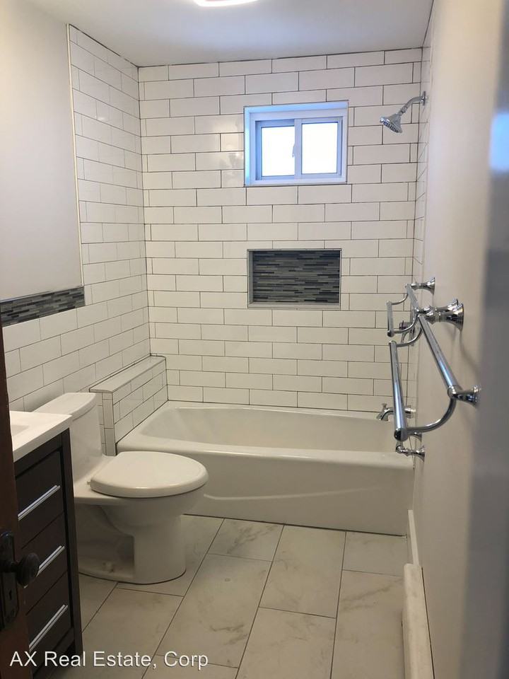 29 Hobby St - Photo 3 of 15